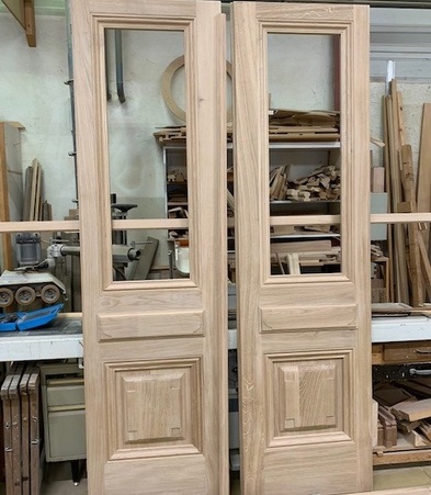 Porte d'entrée en cours de fabrication